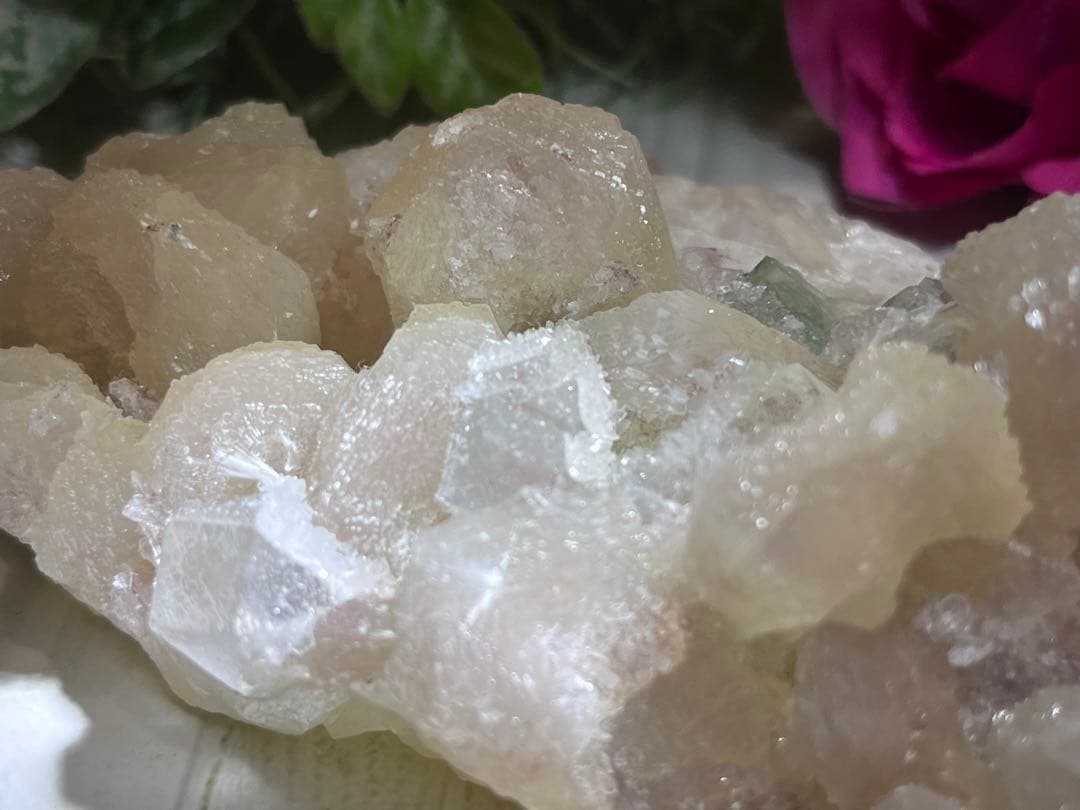 天使の水晶✨　グリーンアポフィライト　原石　魚眼石　スチルバイト　クラスター