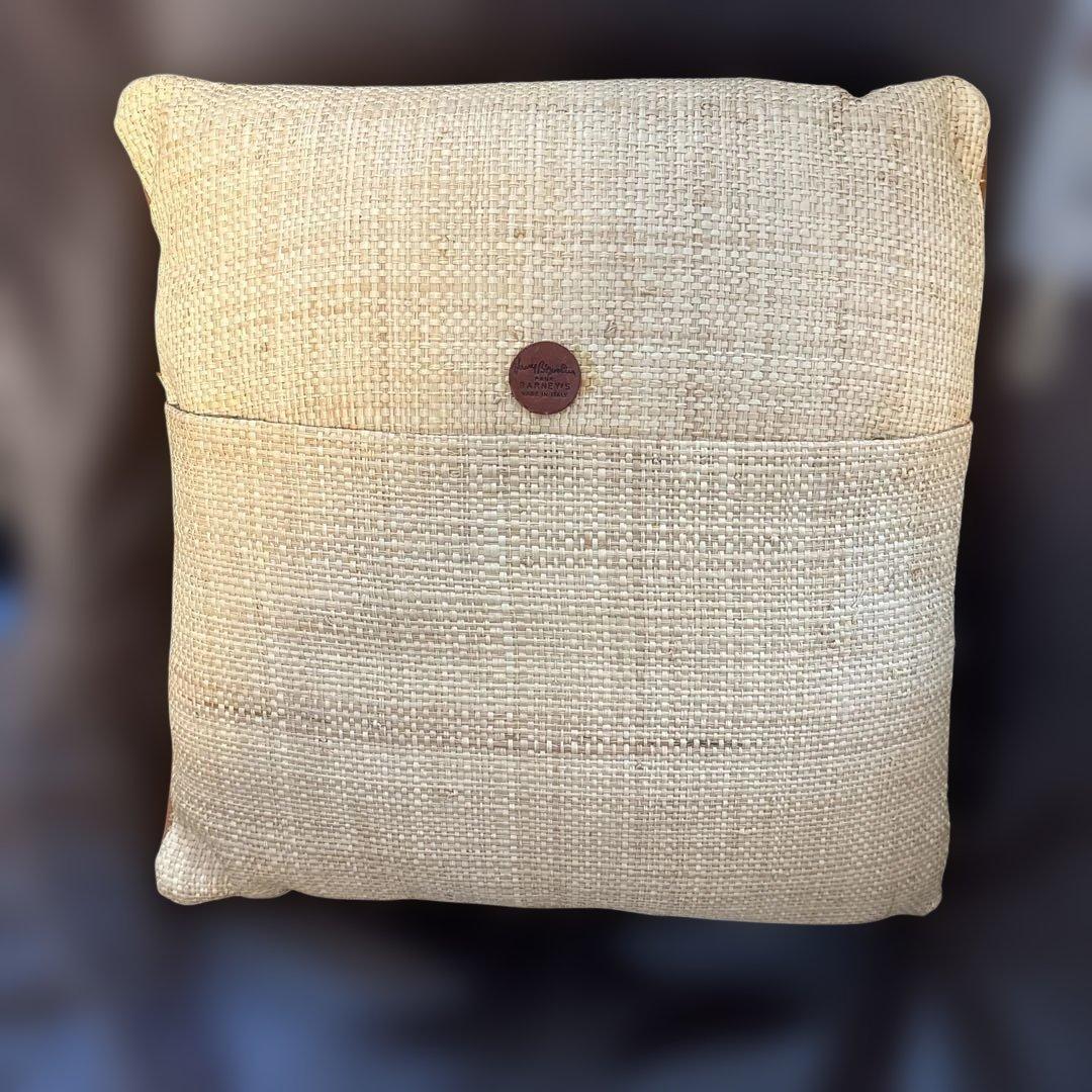 [エンリペグリン]革+小花刺繍ビーズ クッションカバー+中袋