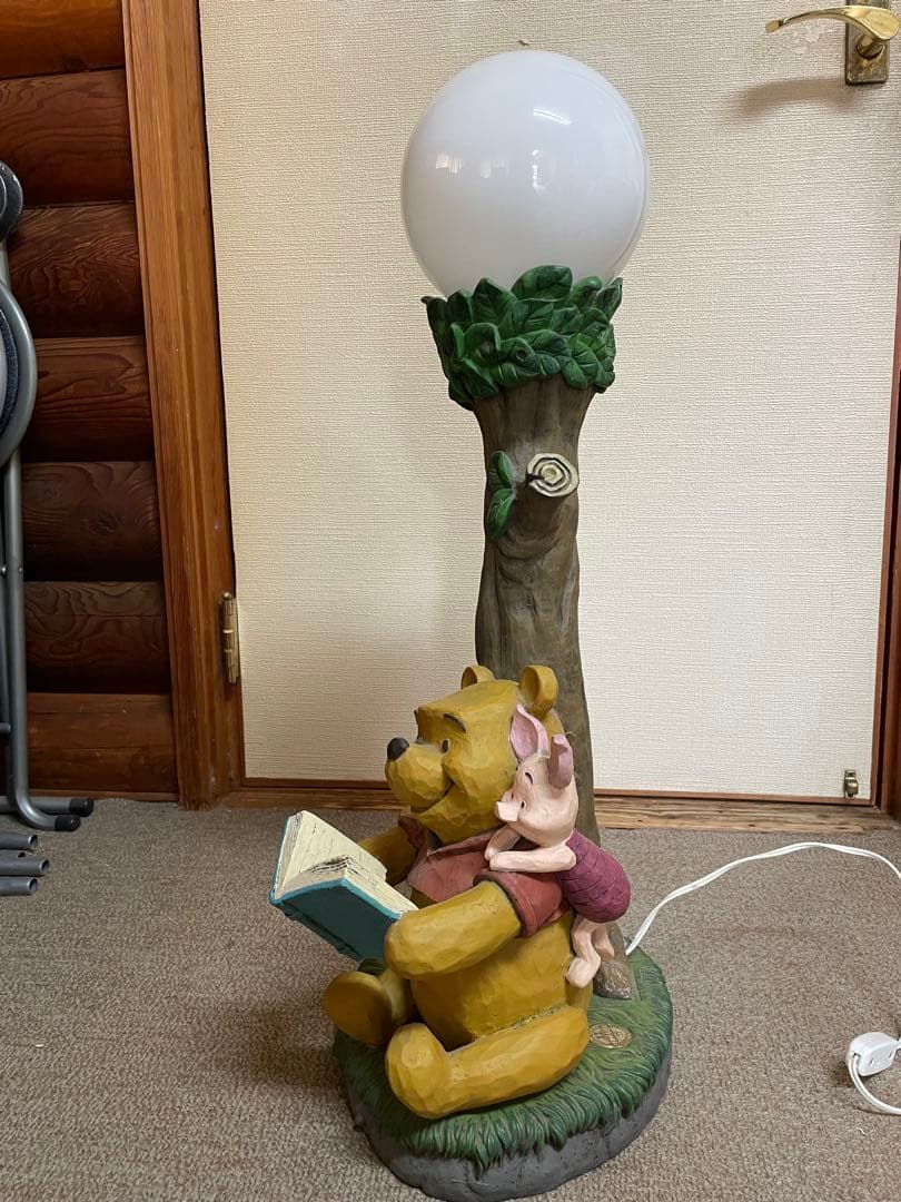 プーさんと親友ピグレットのフロアスタンド