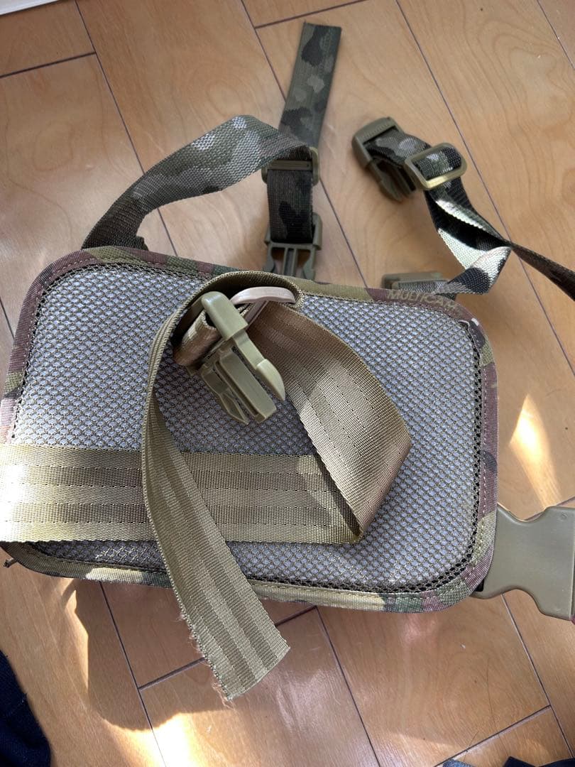 【生産終了品？】マグポーチ　TAC　CORDURA　マガジンポーチ　マルチカム