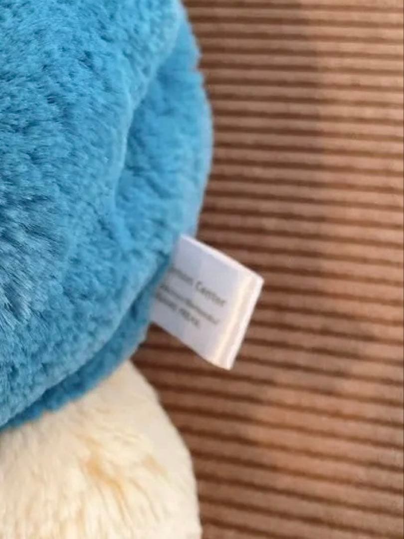 【ほぼ新品】ふわふわ抱きぬいぐるみ　カビゴン