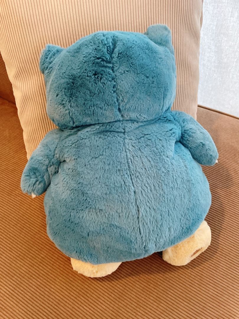 【ほぼ新品】ふわふわ抱きぬいぐるみ　カビゴン