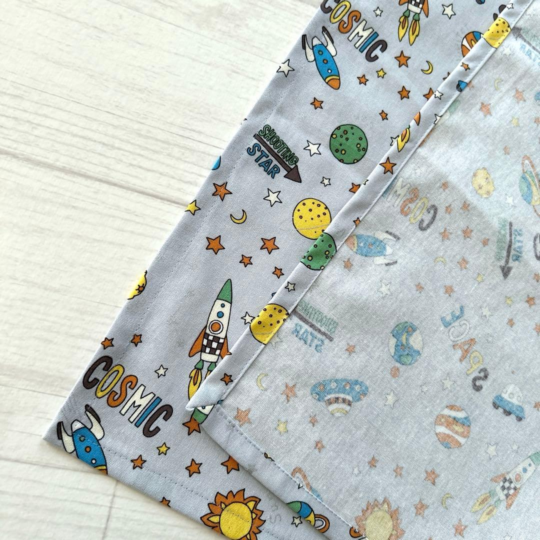 Y。 様 ご確認中 879 ランチョンマット 40×50 ポップな宇宙柄 - メルカリ