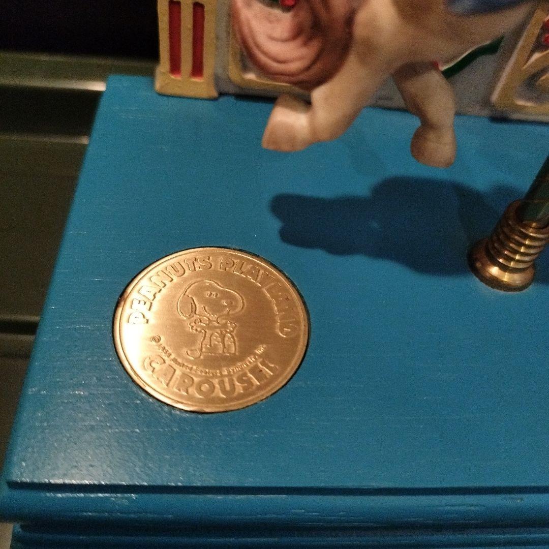 スヌーピーのビンテージオルゴール　メリーゴーランド