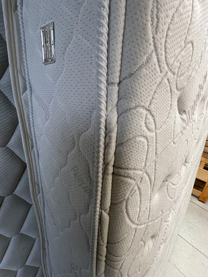 【超高級超美品】Slumberland ダブルスプリングマットレス