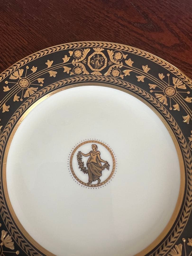 【希少】ウェッジウッド アストバリー ブラック プレート 2枚セット 黒壺