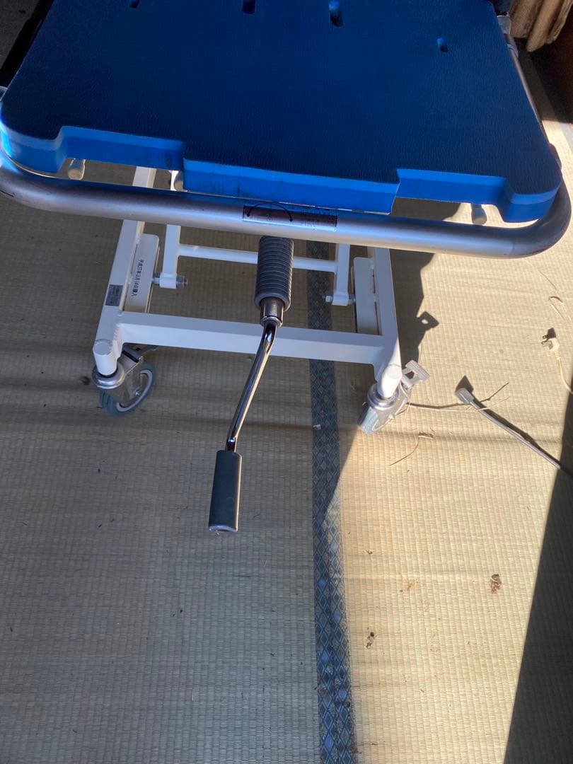 日進医療器 TY217ES 浴室用 ストレッチャー 入浴介助 昇降式