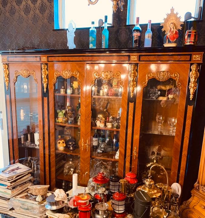 アンティーク　飾り棚　真鍮　鍵付き