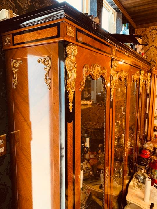 アンティーク　飾り棚　真鍮　鍵付き