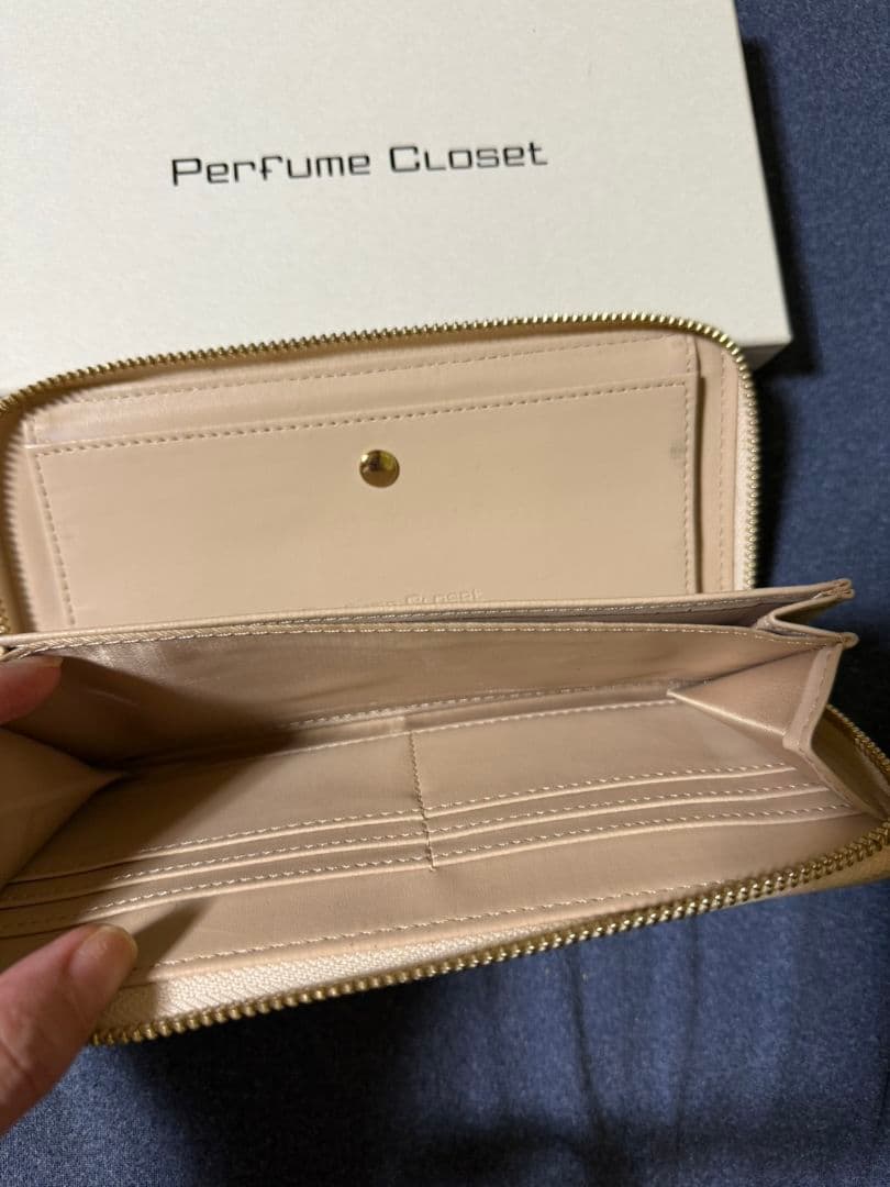 m*y様 Perfume Closet 美品 P-DOT LONG WALLET