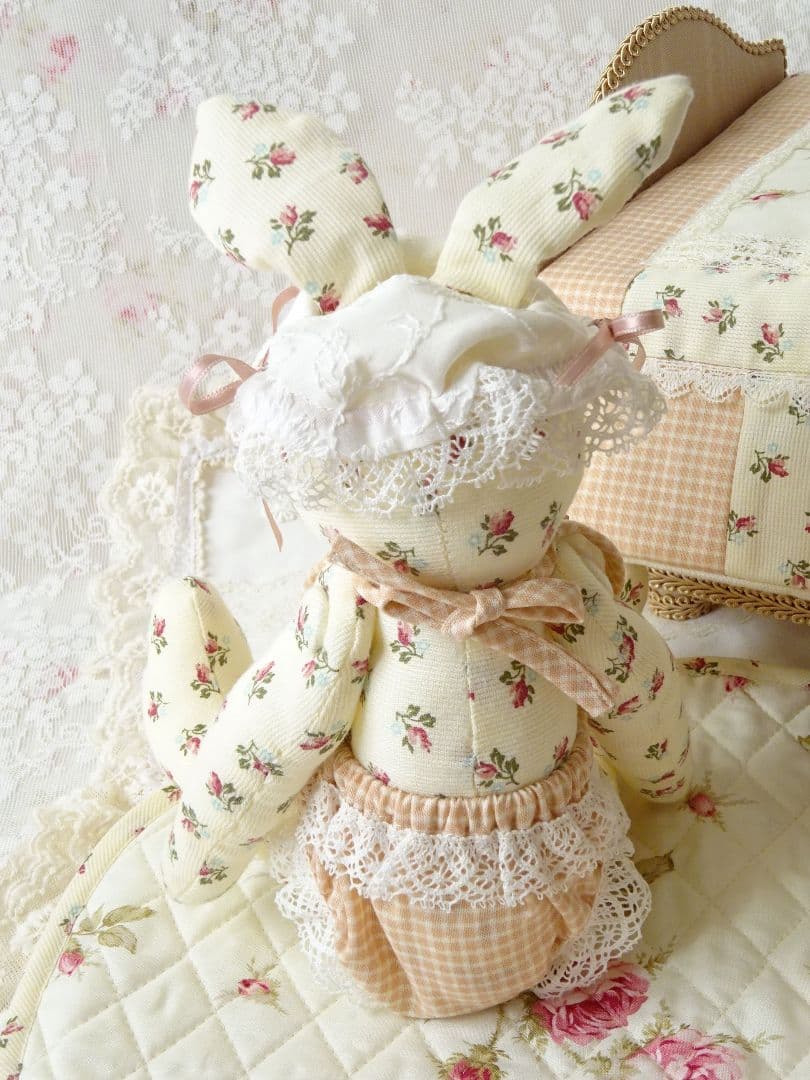 マニー　うさぎのぬいぐるみベッドルーム　コラージュウォールポケット　ローズイマン