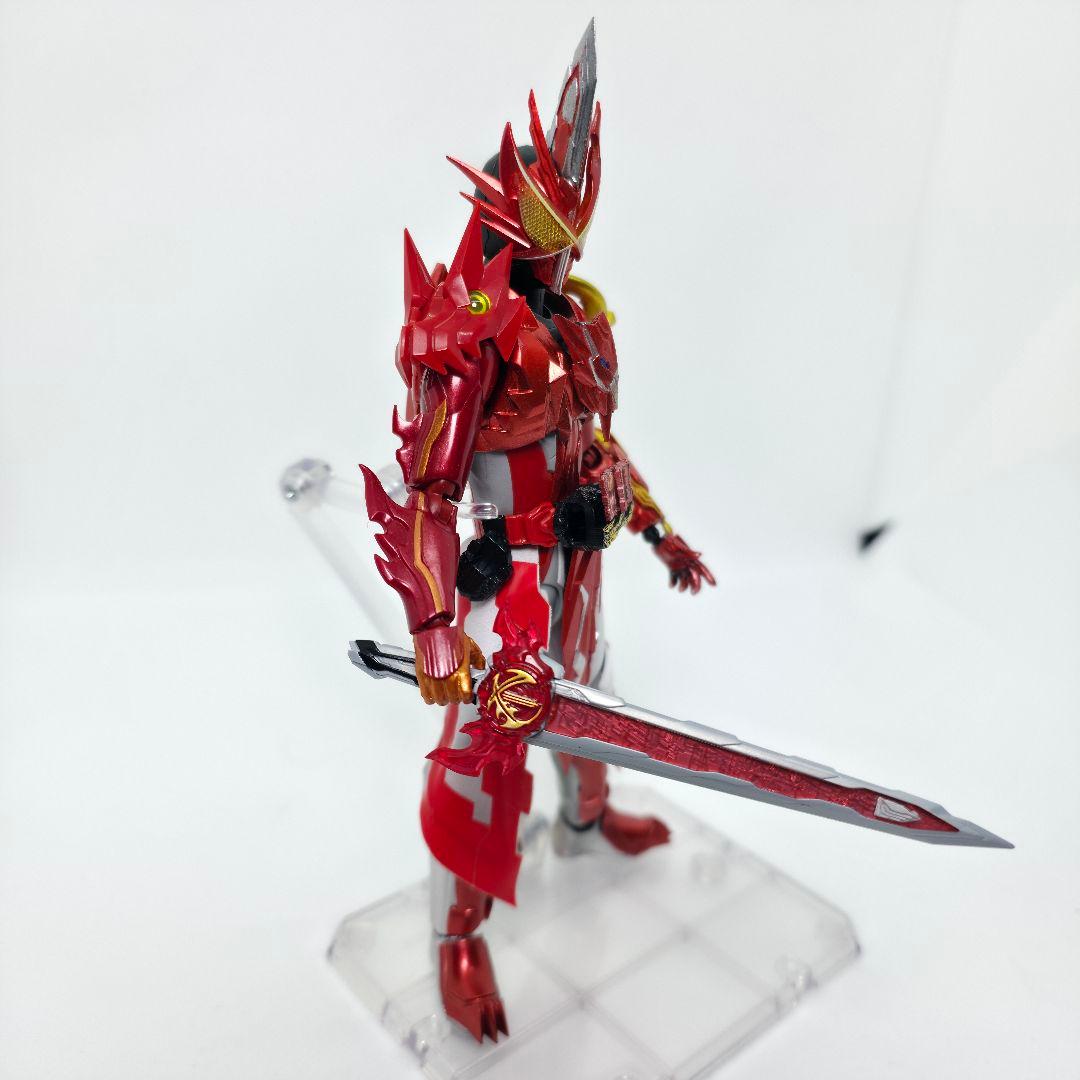 S.H.フィギュアーツ　規格　仮面ライダーセイバー　クリムゾンドラゴン　カスタム