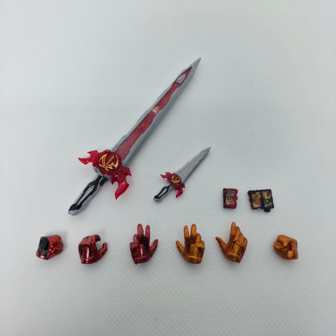 S.H.フィギュアーツ　規格　仮面ライダーセイバー　クリムゾンドラゴン　カスタム