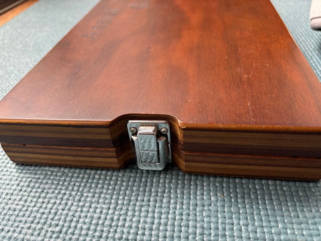 Assist Stool 木製 折りたたみ式 Assist Stool 木製折りたたみスツール