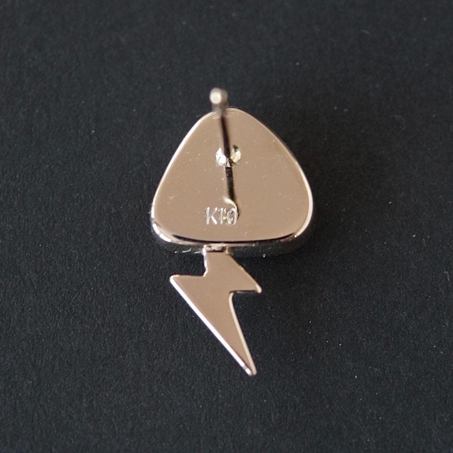 ダブレットオパールの稲妻ピアス　片耳ピアス／K10