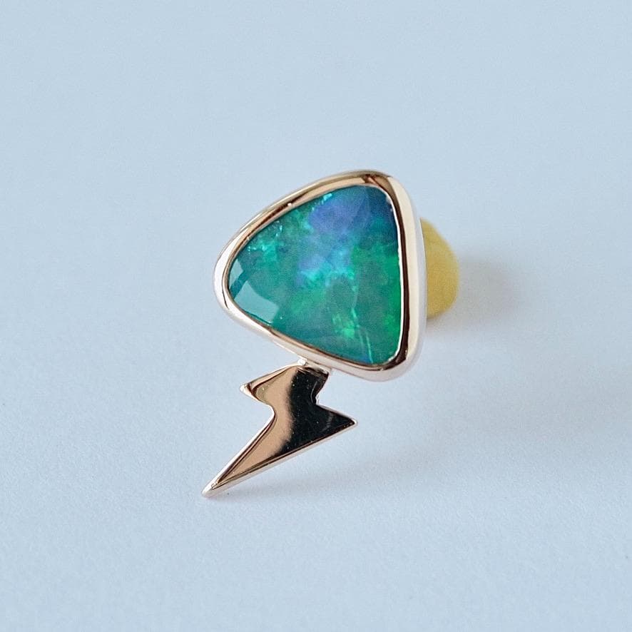 ダブレットオパールの稲妻ピアス　片耳ピアス／K10