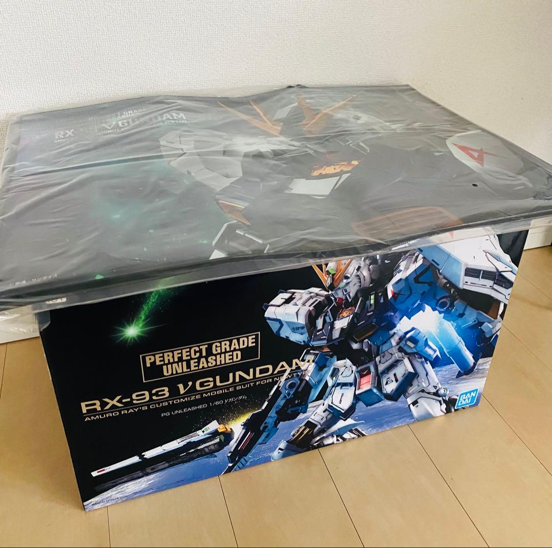 PG UNLEASHED 1/60 νガンダム 空箱+ショッパー - メルカリ