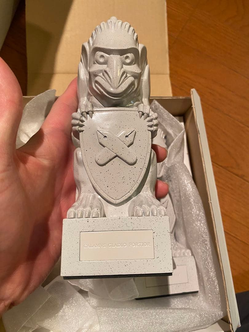 慶應義塾大学 ユニコーンブックエンド