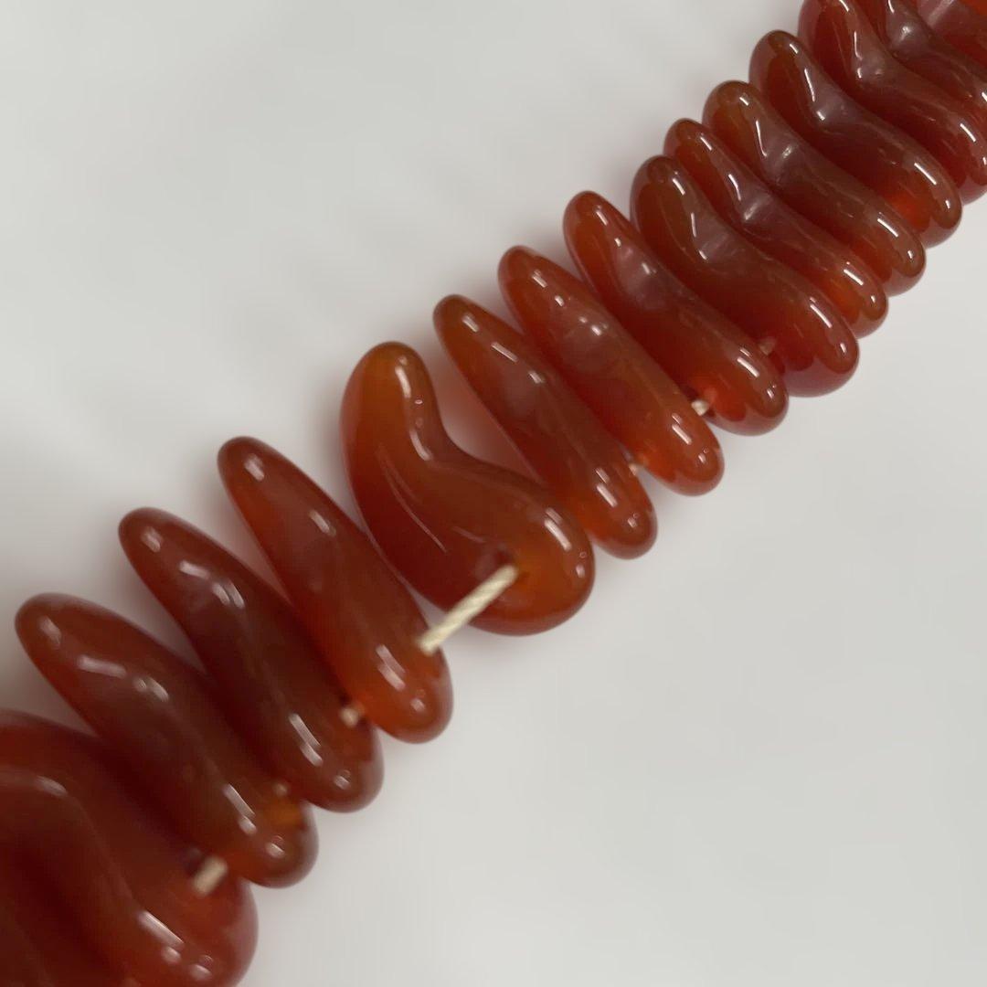 カーネリアン(赤めのう)勾玉　88個セット