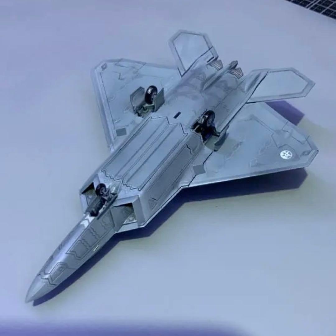 1/144スケールF22ラプターエースコンバット7オーシア空軍仕様