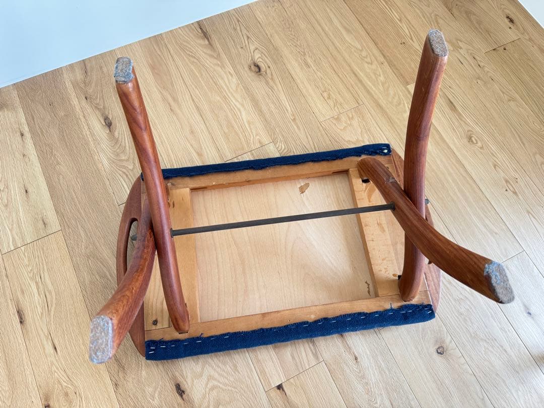 北欧家具　エリックバック　オットマン