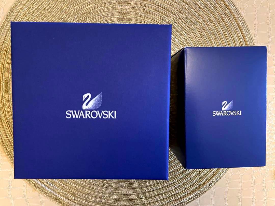 早い者勝ち！スワロフスキー⭐︎希少⭐︎ くまのプーさん&タイトルプレートセット