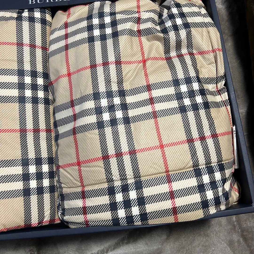 【新品未使用】BURBERRY 羽毛肌掛け布団　2枚セット　チェック柄