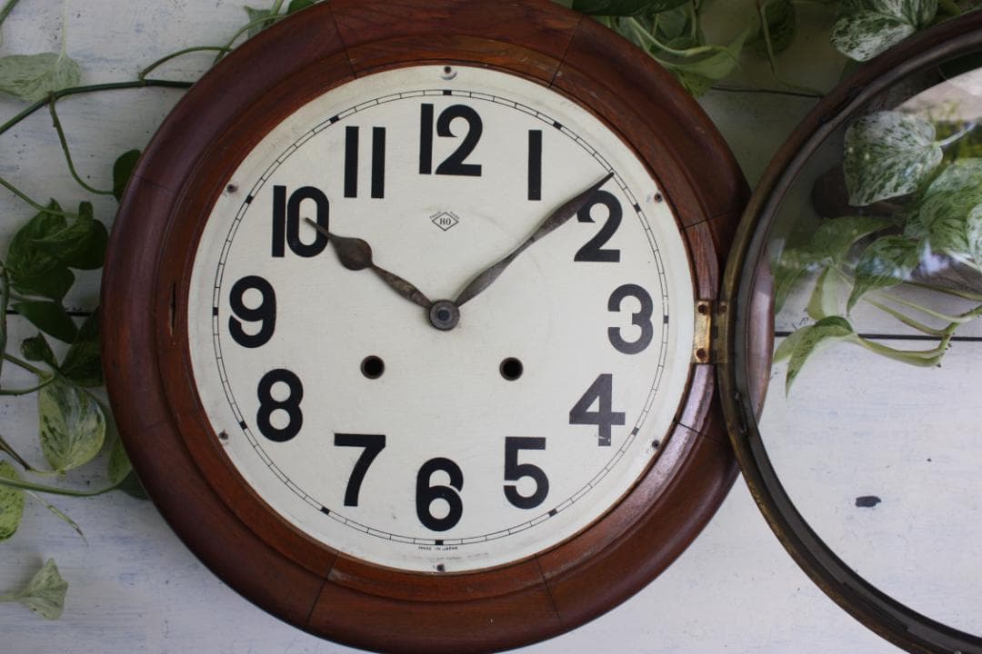 アンティーク ゆらゆらガラス 希少 丸型 電池式 スイープクオーツ改造 茶