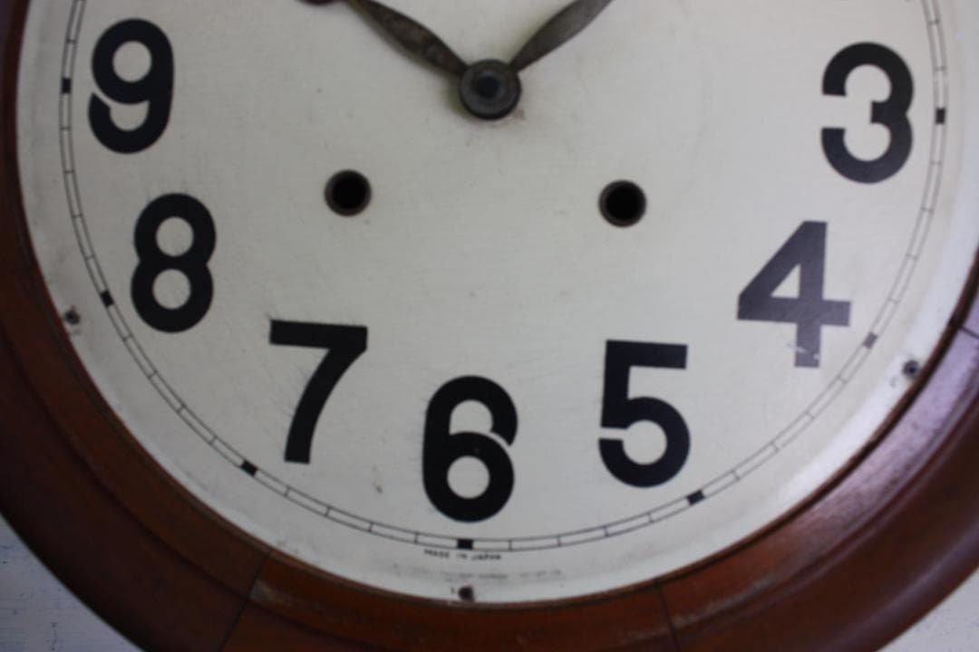 アンティーク ゆらゆらガラス 希少 丸型 電池式 スイープクオーツ改造 茶