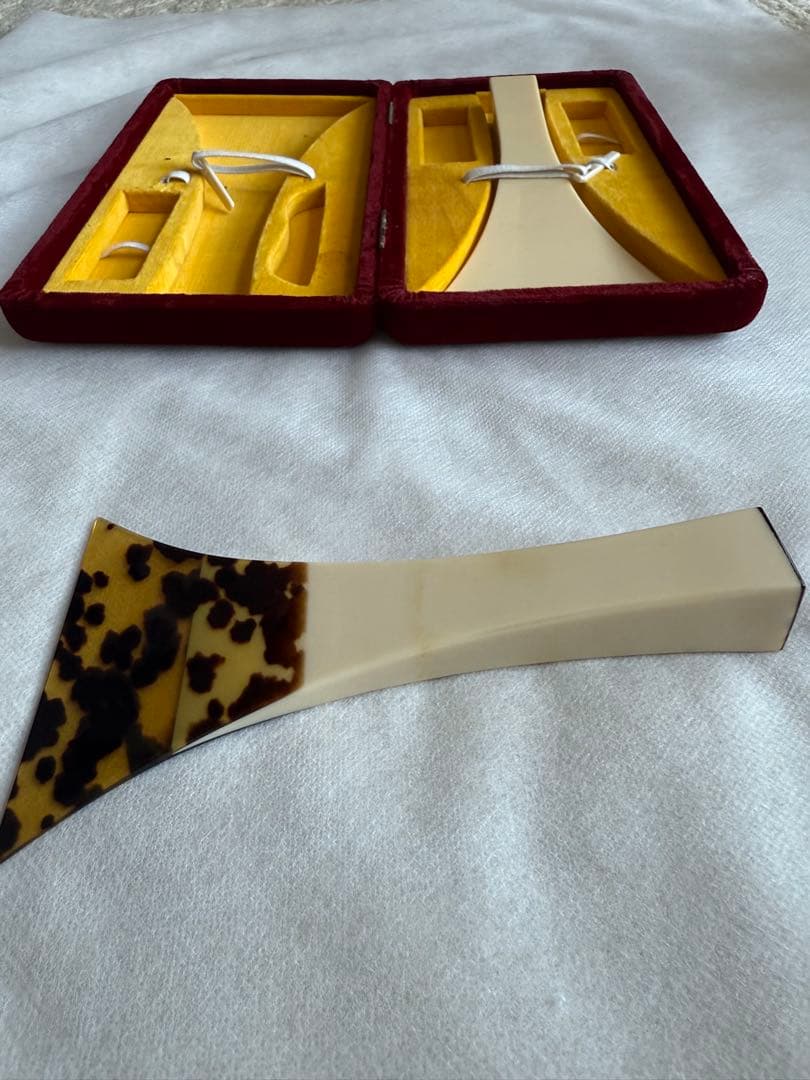 三味線バチ 鼈甲製 ケース付き
