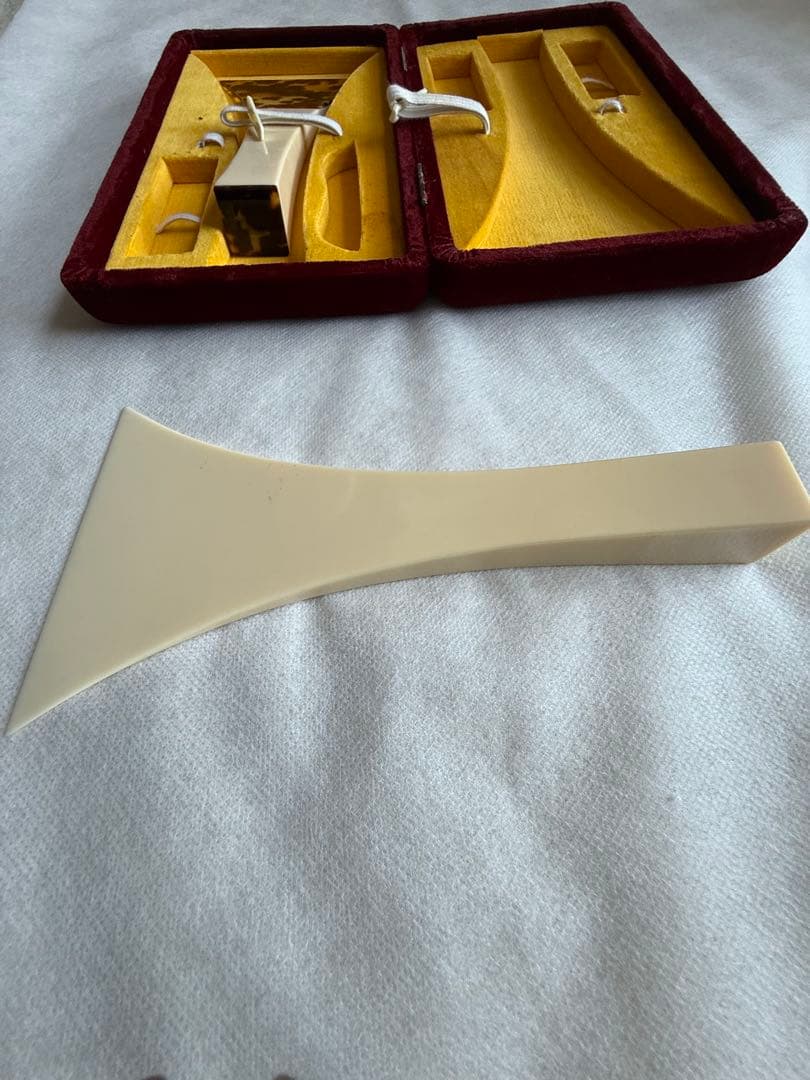 三味線バチ 鼈甲製 ケース付き