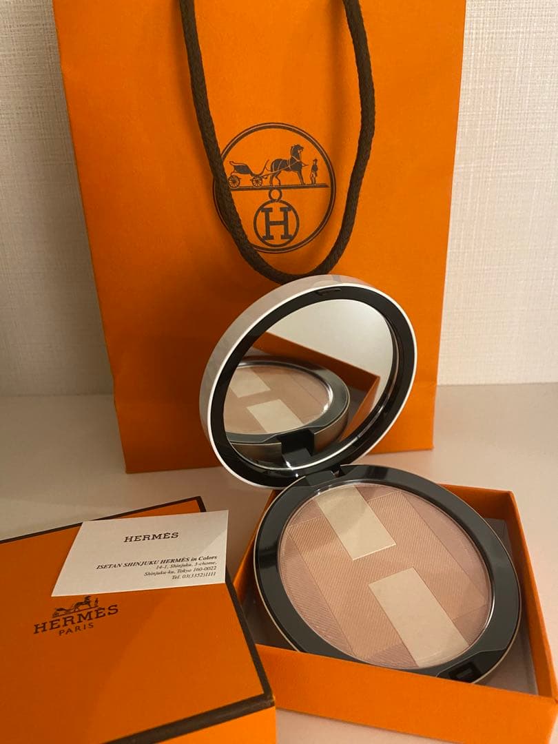 エルメス フェイスパウダー