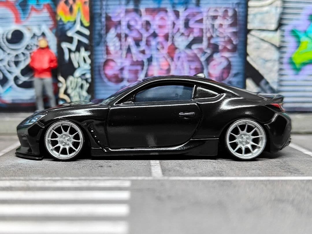 トミカ改造トヨタ GR86 ブラック全塗装品 深リムホットウィール - メルカリ