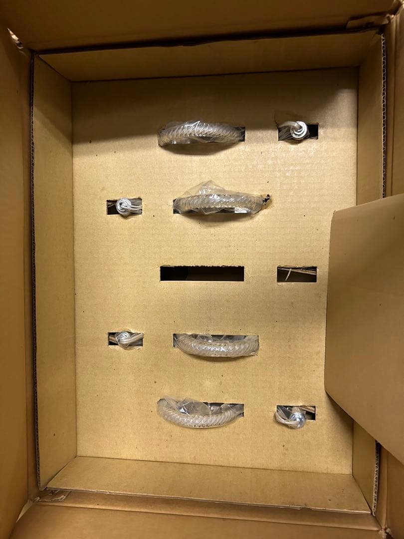 たのメル便送料込み☆昭和レトロ　サンヨー　シャンデリア