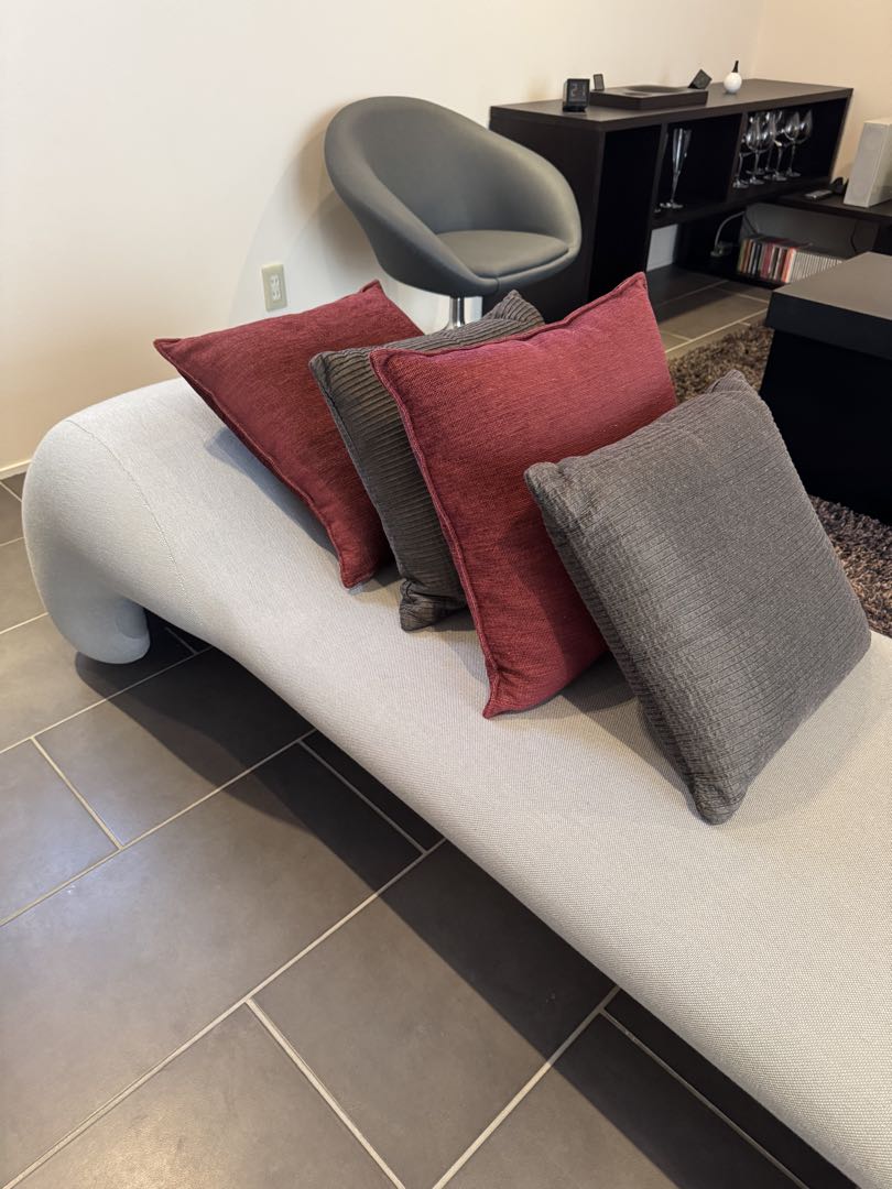 美品 ACTUSで購入 高級ベンチソファ 仏デザイン