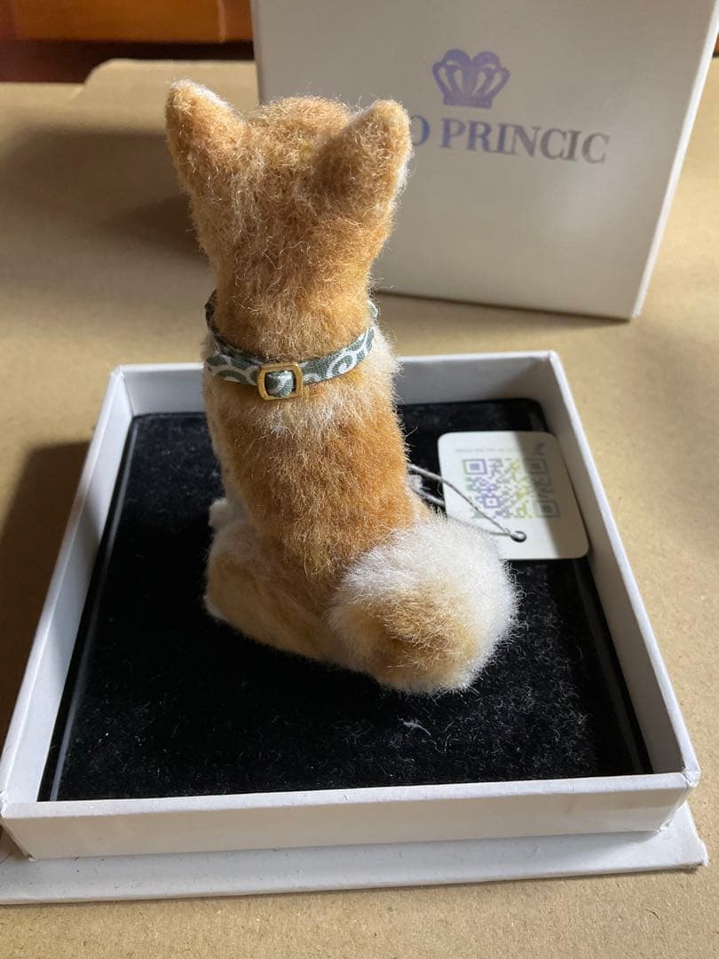 COCO PRINCIC さんの羊毛フェルト 柴犬 ケース入り - メルカリ