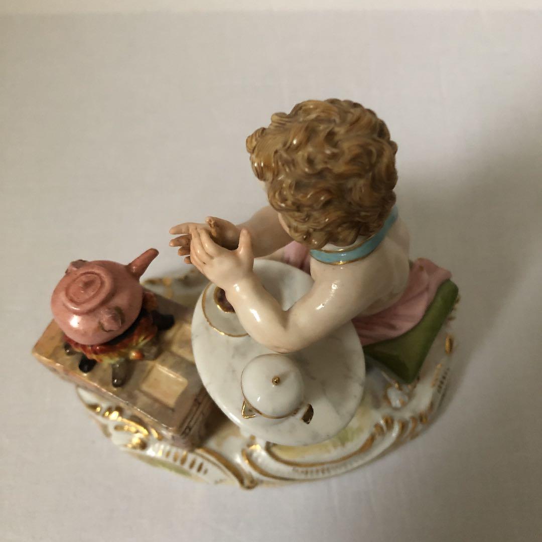マイセン 陶器人形置物 チョコレートを作る天使 - メルカリ