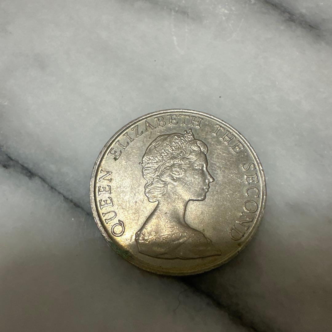 香港 5ドル 硬貨 1980年 エリザベス2世 - メルカリ