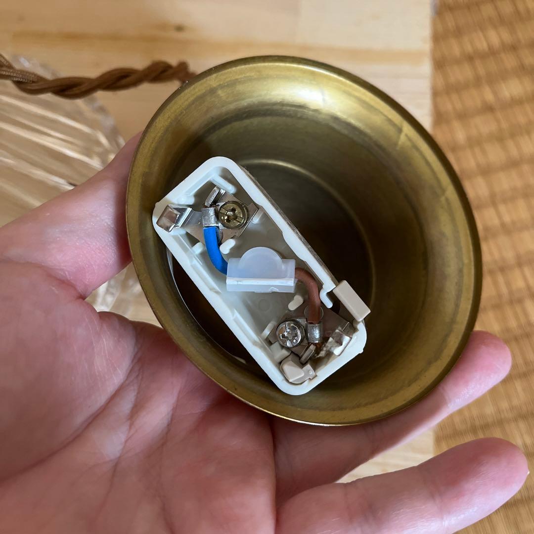 ランプシェード　ペンダントライト　真鍮　アンティーク調　ガラスランプシェード