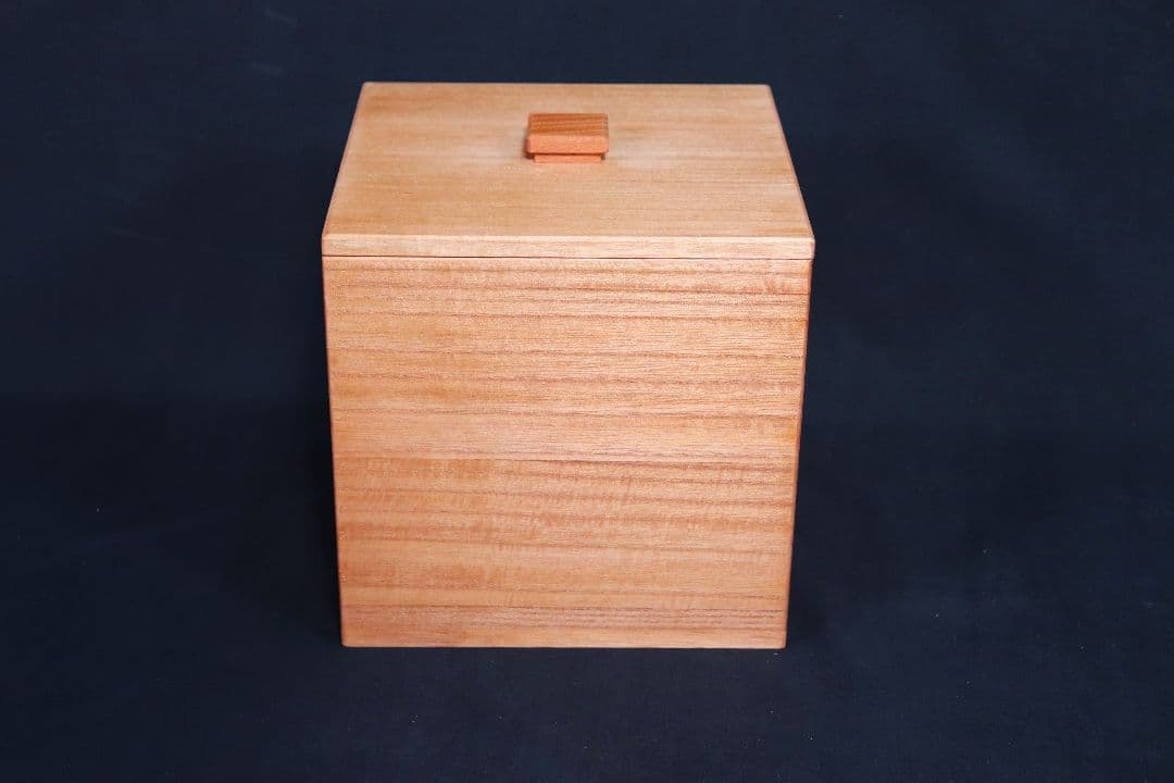 【新米の美味しさ長続き】【5キロ用】【米びつの最高峰】柿渋塗り桐米びつ