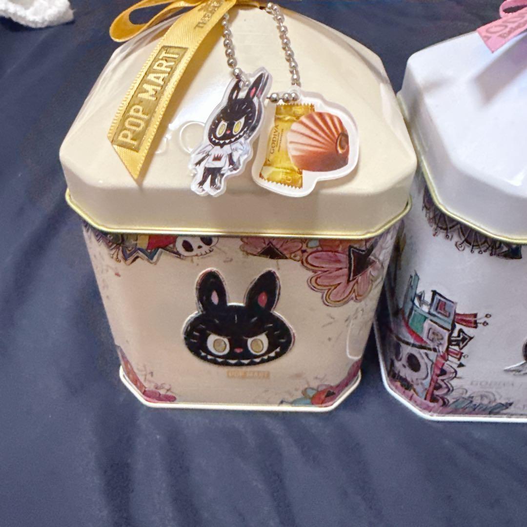 GODIVA LABUBU コラボ未開封3缶セット - メルカリ