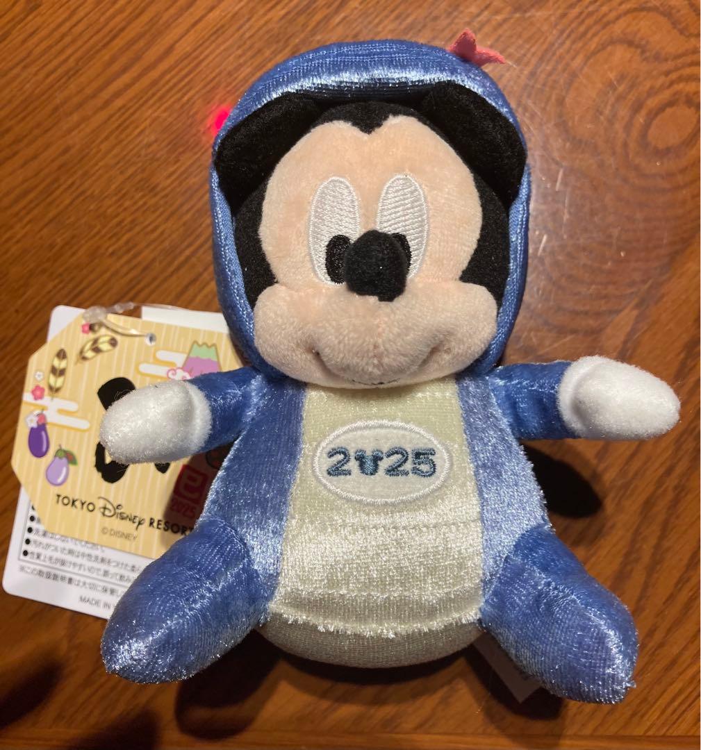 ディズニーリゾート 2025 ヘビ年 ぬいぐるみバッジ ミッキー - メルカリ
