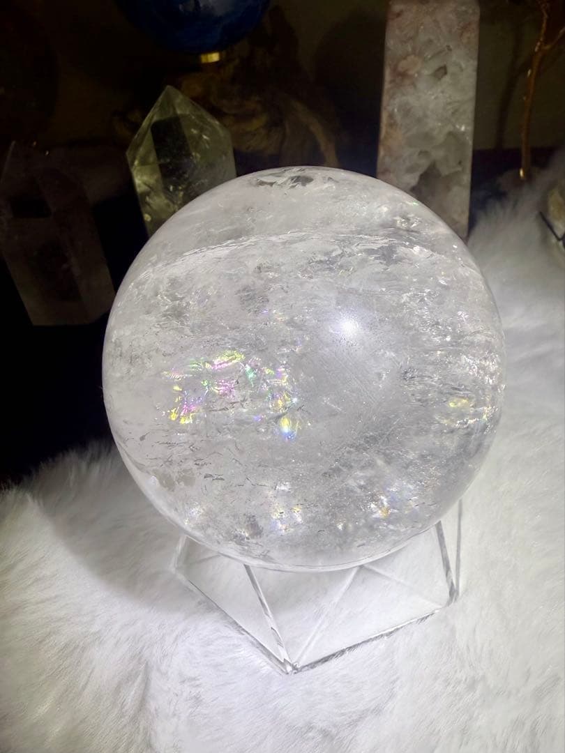 水晶スフィア75mm×虹入り Select by Amulet〜天然石〜