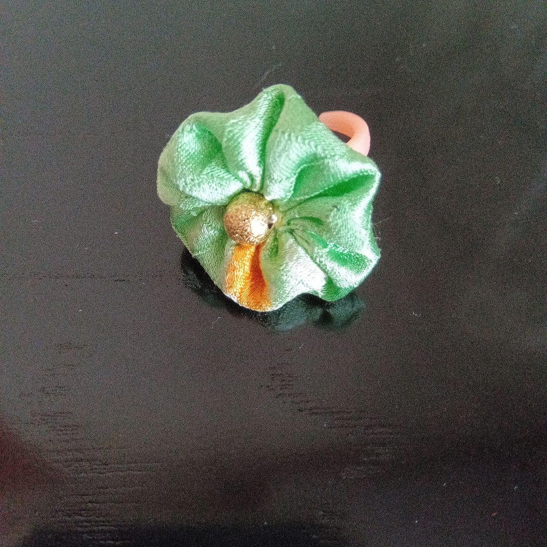 【七五三No.24】かのこ、前髪飾り房付、簪蝶、指輪4点セット（淡黄緑☓橙絞り）