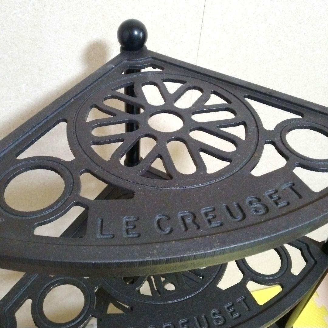 LE CREUSET ル・クルーゼ ポットスタンド 5段 ブラック - メルカリ