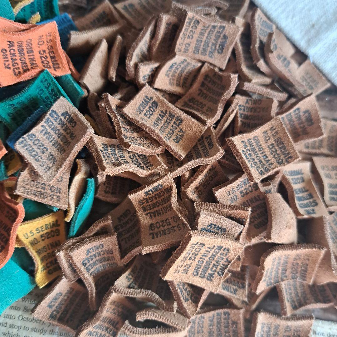 在庫セール★ミニカラー革タグ、ブラウンベージュ革タグ200こ★