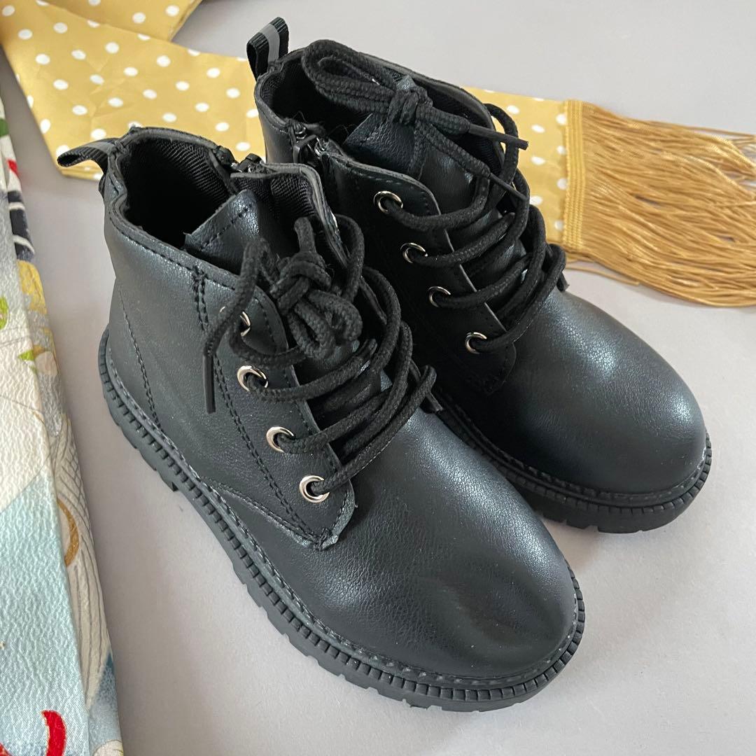 七五三 アンティークお着物セット 5.6歳さん向き　花柄・黒ブーツ　髪飾り付