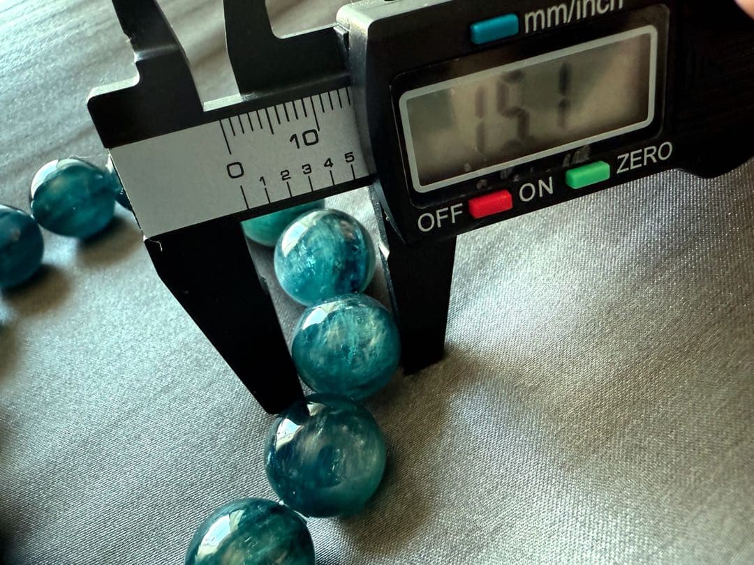 【希少•大玉•レア・天然無処理】最高品質グリーンカイヤナイト年始セール