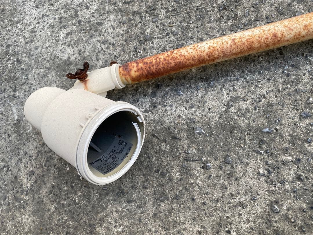 ホワイトスポットライト 2本　金属製