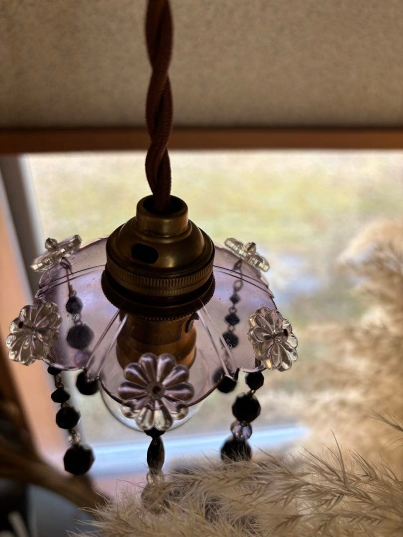 希少 紫アートデコ 漆黒の祈り 哀悼のビーズが導くヴィンテージミニシャンデリア